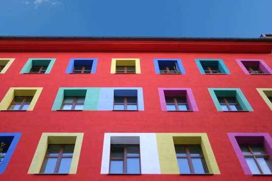 Buntes Wohnhaus